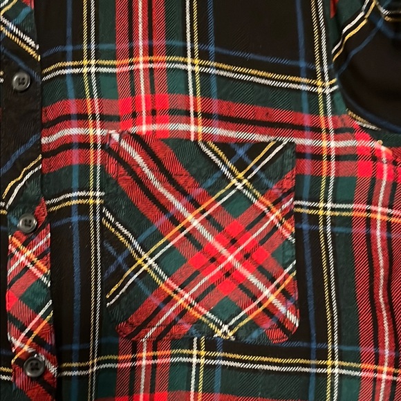 Women's Red and Black Plaid Shirt - Picture 3 of 9